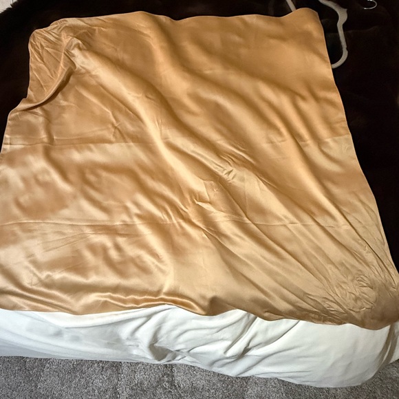 NWT Orseund Iris Silk Scarf Top in Large - Picture 16 of 16